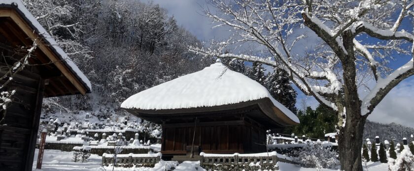 龍王山中禅寺-長野県上田市/薬師堂雪